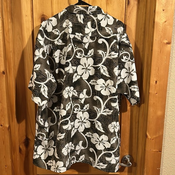 Extreme Gear Aloha Hawaiian Button Up Shirt. One pocket - Picture 3 of 4